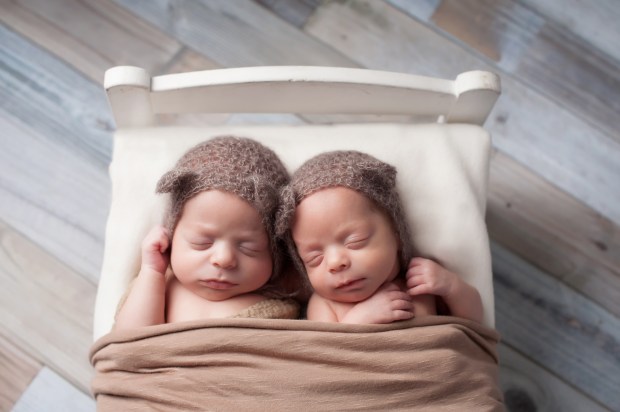 Twins Austin and Hudson 090